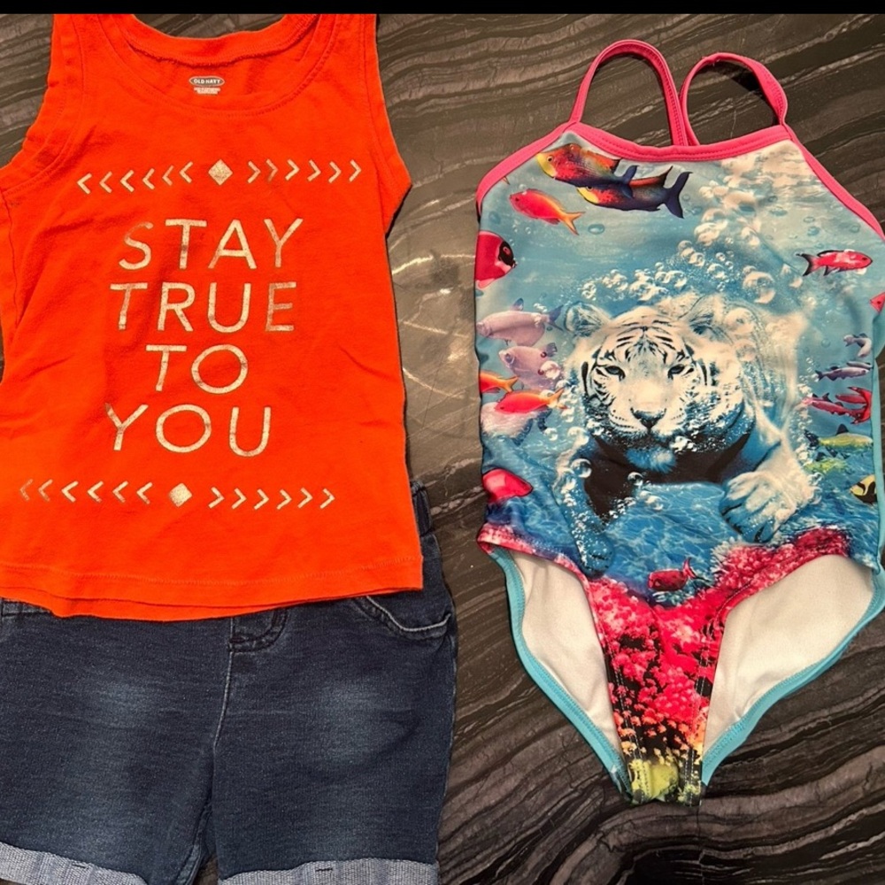 Girls 4t outfit tank top and shorts and swimsuit